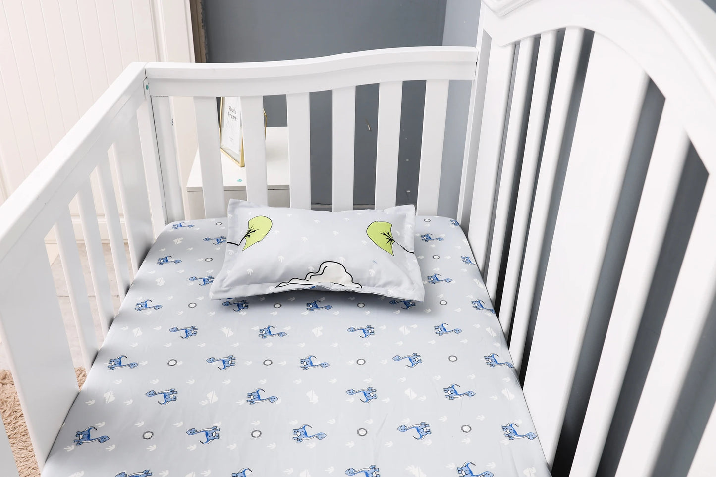 4 pcs cheep dinosaur design new design baby bedding set for boys new born-comforter, crib sheet, crib skirt and pillow case