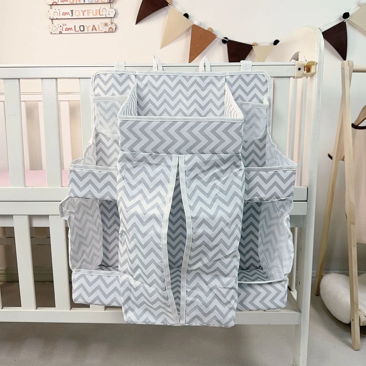 Diaper Caddy Hanging Diaper Organizer Hanging Nursery Decor Baby Shower Gifts Bedside Storage Bag Hang on Crib Changing Table